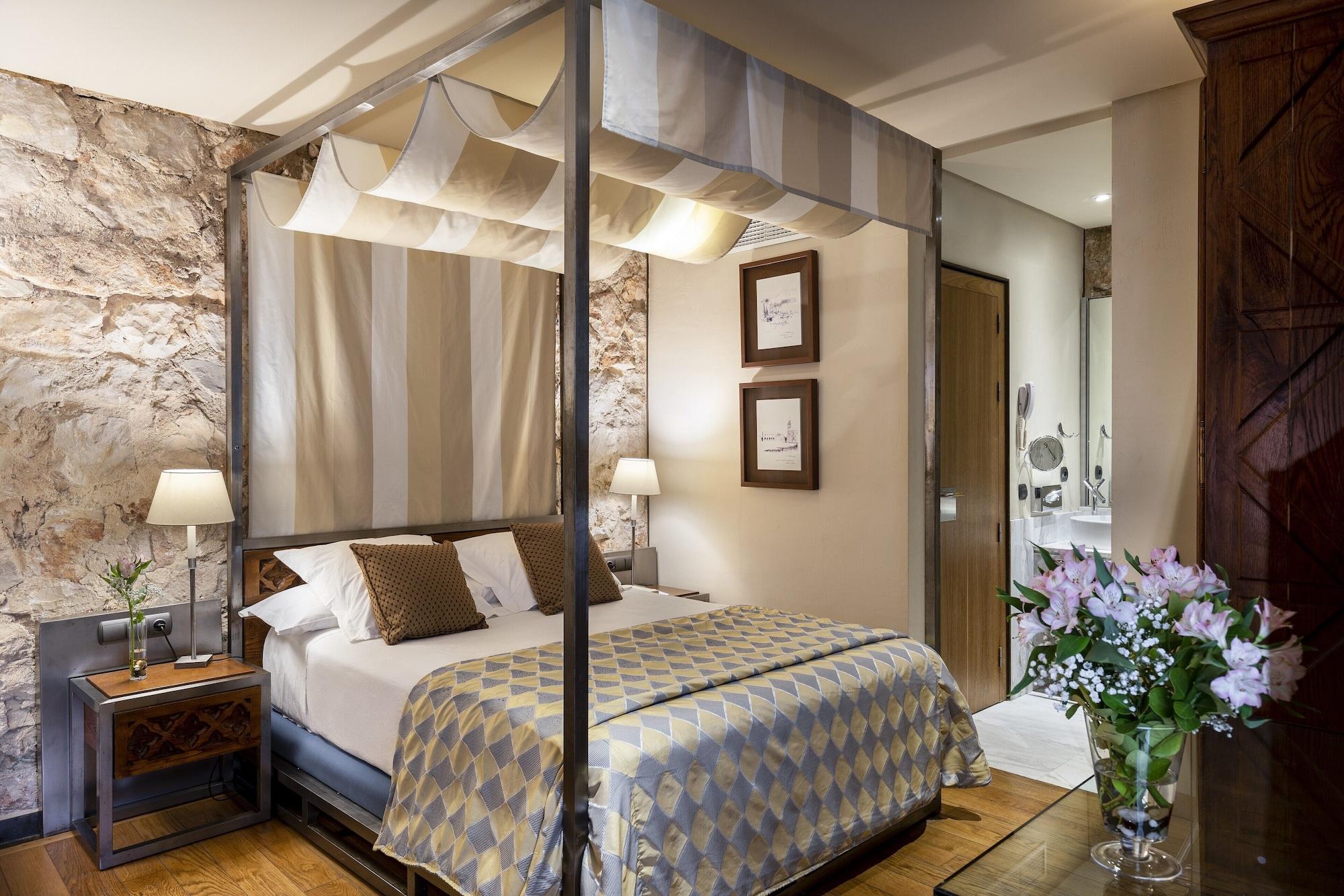Parador De Alarcon Exterior photo