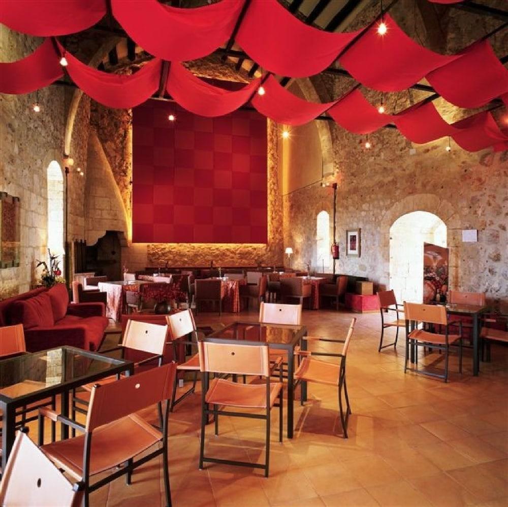Parador De Alarcon Exterior photo