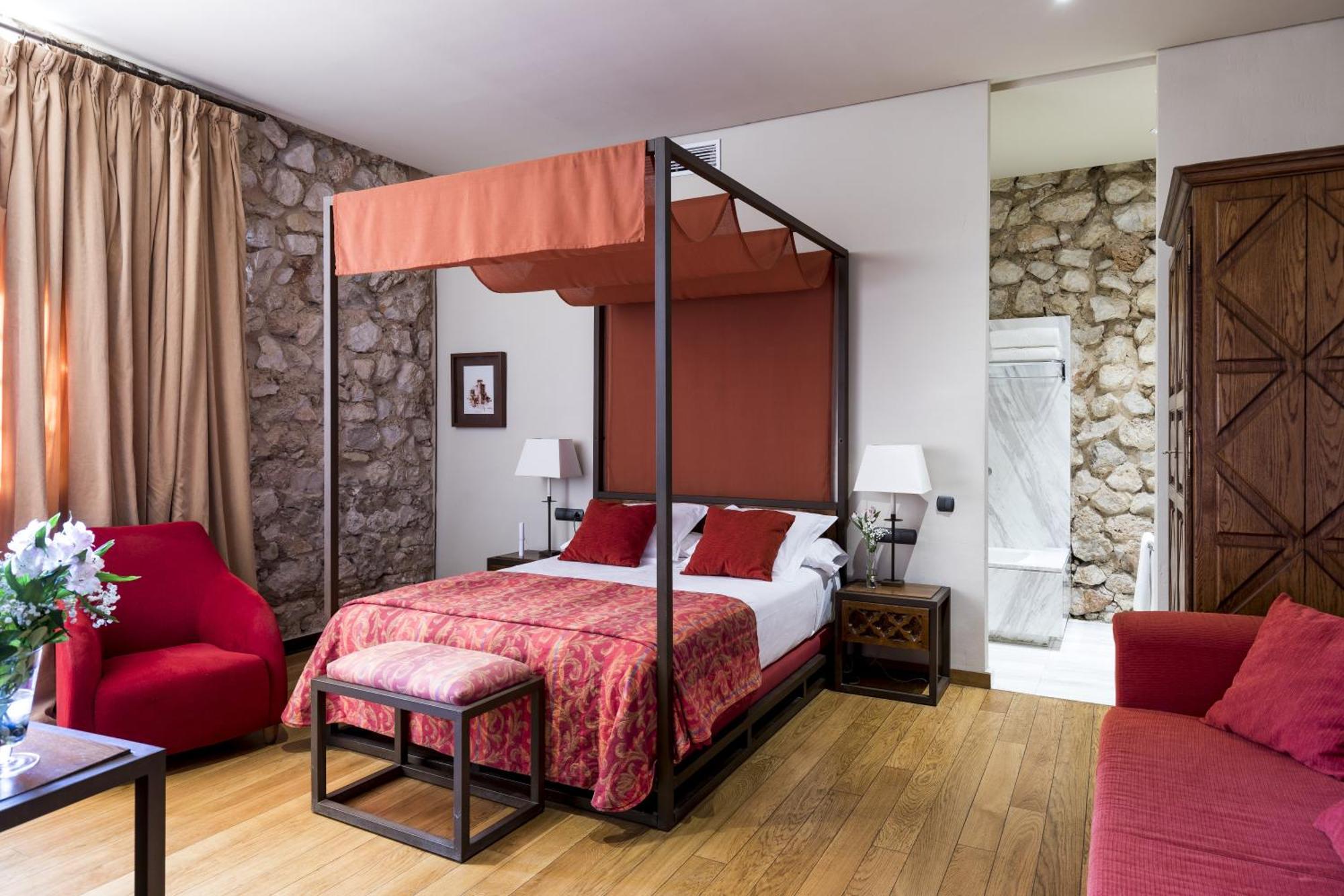 Parador De Alarcon Exterior photo