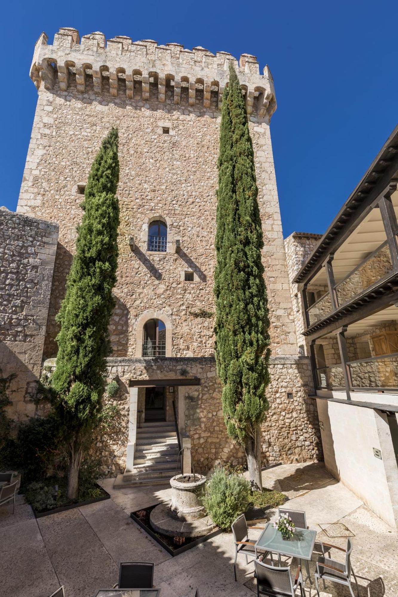 Parador De Alarcon Exterior photo